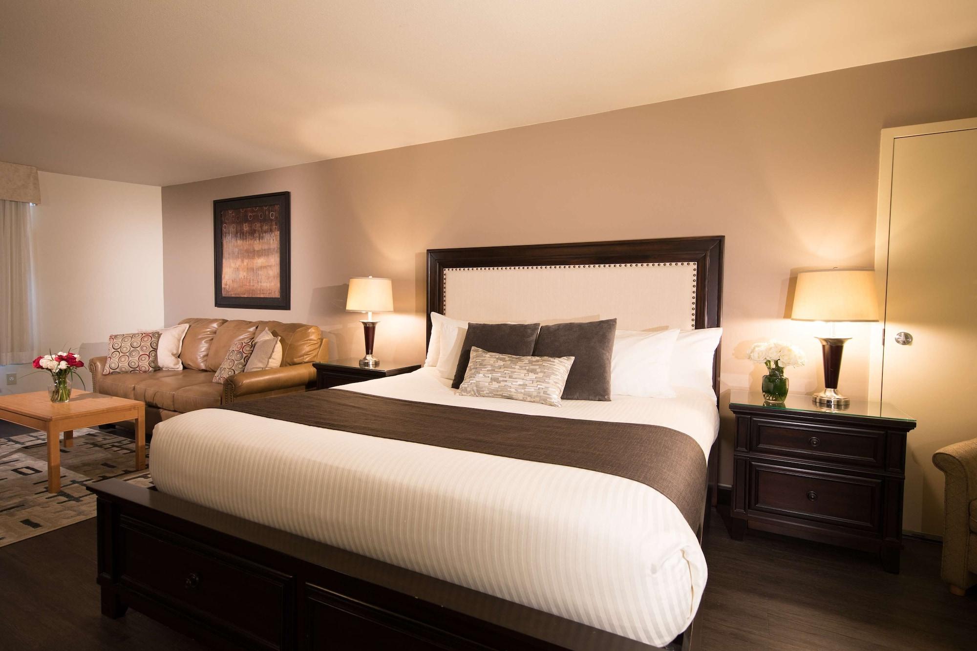 Prestige Treasure Cove Resort, Worldhotels Elite Принс-Джордж Экстерьер фото