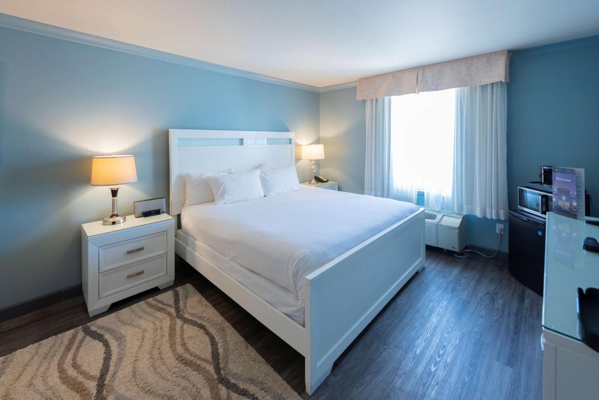 Prestige Treasure Cove Resort, Worldhotels Elite Принс-Джордж Экстерьер фото