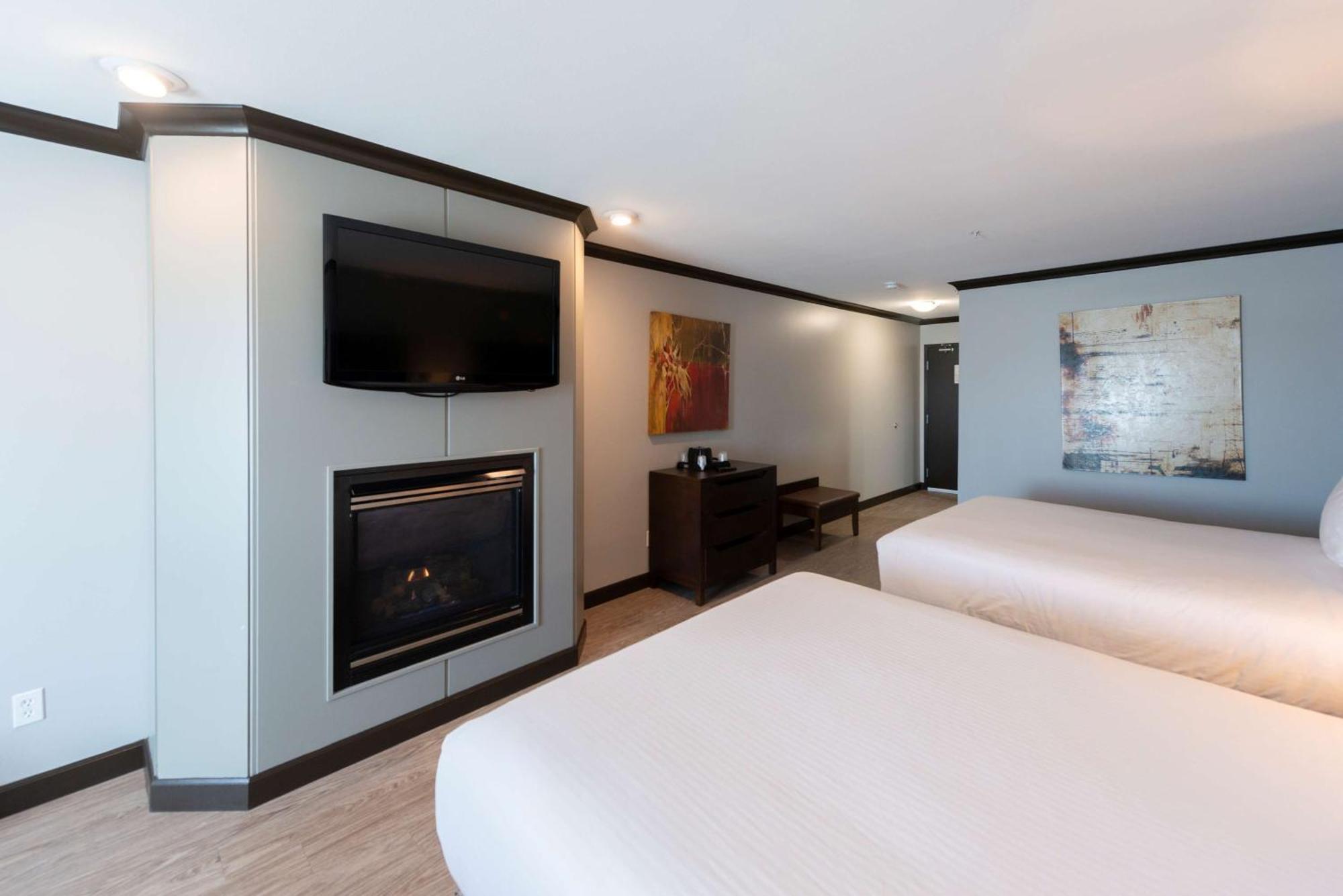 Prestige Treasure Cove Resort, Worldhotels Elite Принс-Джордж Экстерьер фото