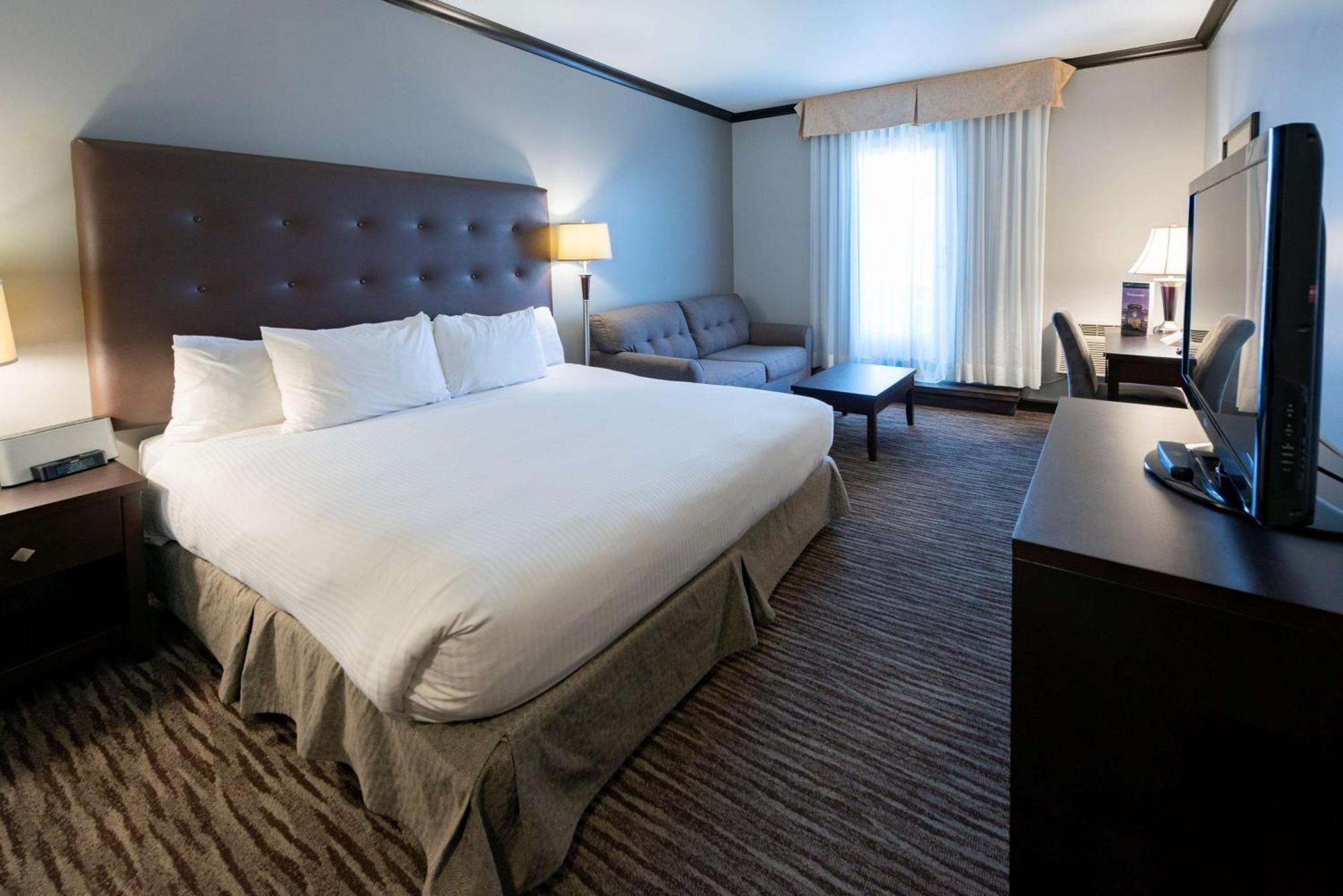 Prestige Treasure Cove Resort, Worldhotels Elite Принс-Джордж Экстерьер фото